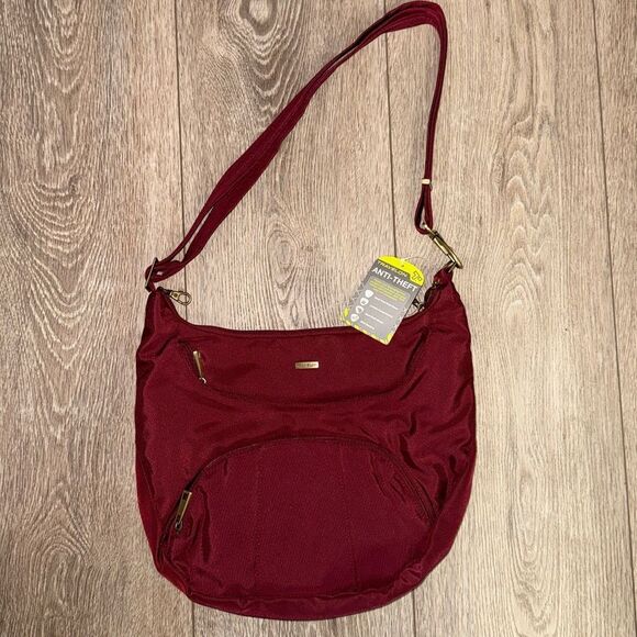 New With tags Travelon Anti-Theft Crossbody Bag, With Matching Wallet, Red - Picture 2 of 7